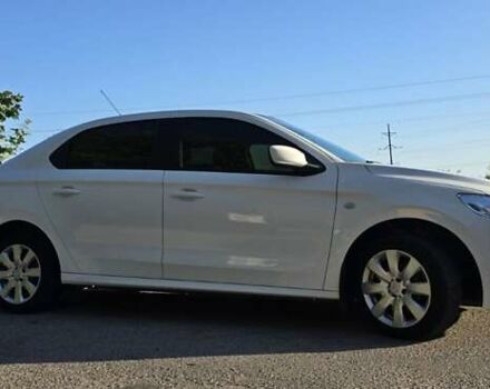 Білий Пежо 301, об'ємом двигуна 1.59 л та пробігом 130 тис. км за 7800 $, фото 4 на Automoto.ua