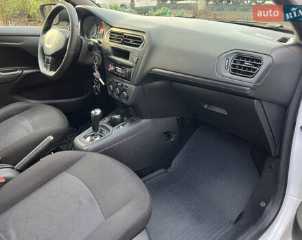 Белый Пежо 301, объемом двигателя 1.2 л и пробегом 33 тыс. км за 6000 $, фото 49 на Automoto.ua