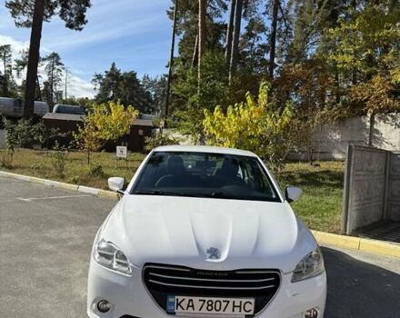 Пежо 301 2015 в Буче на Automoto.ua Белый Пежо 301, объемом двигателя 1.2 л и пробегом 220 тыс. км за 6200 $, фото 7 на Automoto.ua