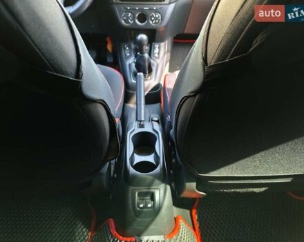 Белый Пежо 301, объемом двигателя 1.56 л и пробегом 283 тыс. км за 7000 $, фото 16 на Automoto.ua