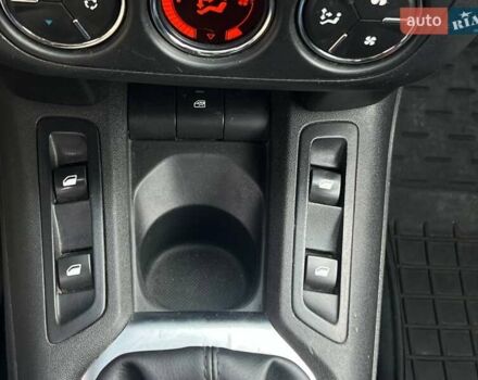 Белый Пежо 301, объемом двигателя 1.2 л и пробегом 277 тыс. км за 4190 $, фото 17 на Automoto.ua