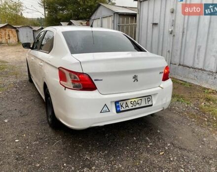 Белый Пежо 301, объемом двигателя 1.2 л и пробегом 338 тыс. км за 4400 $, фото 5 на Automoto.ua