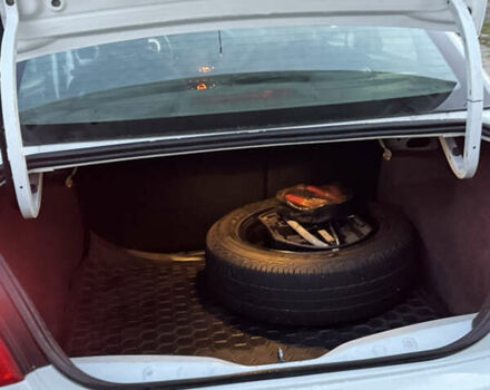 Пежо 301 2016 в Киеве на Automoto.ua Белый Пежо 301, объемом двигателя 1.59 л и пробегом 228 тыс. км за 7500 $, фото 17 на Automoto.ua