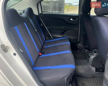 Белый Пежо 301, объемом двигателя 1.2 л и пробегом 277 тыс. км за 4190 $, фото 10 на Automoto.ua