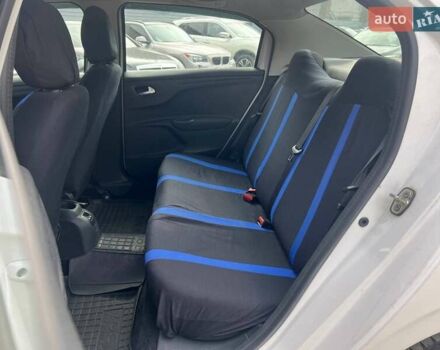 Белый Пежо 301, объемом двигателя 1.2 л и пробегом 277 тыс. км за 4190 $, фото 9 на Automoto.ua