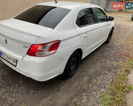 Белый Пежо 301, объемом двигателя 1.2 л и пробегом 338 тыс. км за 4400 $, фото 3 на Automoto.ua