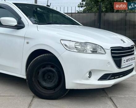 Белый Пежо 301, объемом двигателя 1.2 л и пробегом 277 тыс. км за 4190 $, фото 3 на Automoto.ua