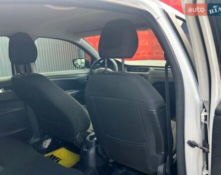 Белый Пежо 301, объемом двигателя 1.2 л и пробегом 134 тыс. км за 5550 $, фото 21 на Automoto.ua