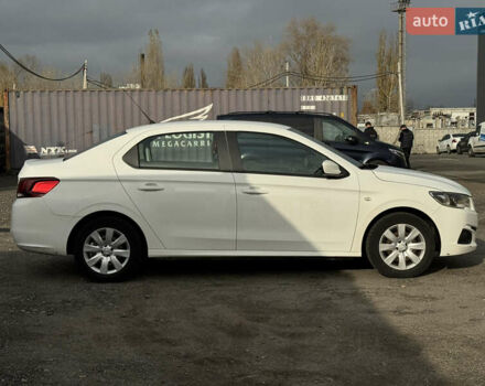 Белый Пежо 301, объемом двигателя 1.2 л и пробегом 180 тыс. км за 4600 $, фото 3 на Automoto.ua