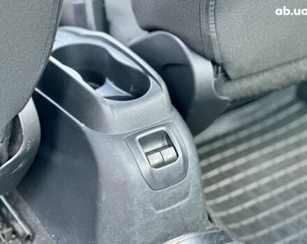 Белый Пежо 301, объемом двигателя 1.2 л и пробегом 92 тыс. км за 7700 $, фото 16 на Automoto.ua