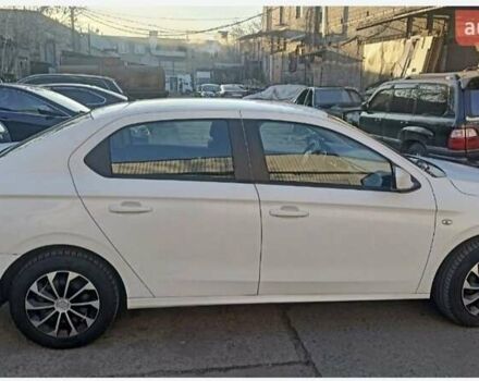 Білий Пежо 301, об'ємом двигуна 1.2 л та пробігом 360 тис. км за 5600 $, фото 2 на Automoto.ua