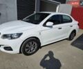 Белый Пежо 301, объемом двигателя 1.6 л и пробегом 276 тыс. км за 5600 $, фото 1 на Automoto.ua