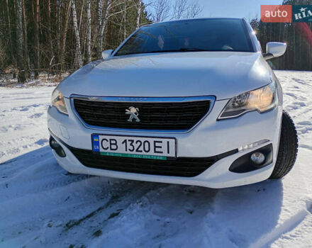 Білий Пежо 301, об'ємом двигуна 1.56 л та пробігом 203 тис. км за 5900 $, фото 1 на Automoto.ua