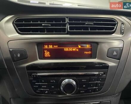 Білий Пежо 301, об'ємом двигуна 1.56 л та пробігом 227 тис. км за 8490 $, фото 24 на Automoto.ua