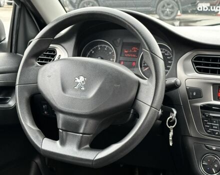 Білий Пежо 301, об'ємом двигуна 0 л та пробігом 92 тис. км за 6500 $, фото 12 на Automoto.ua