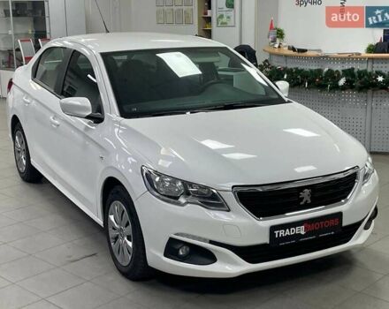 Білий Пежо 301, об'ємом двигуна 1.56 л та пробігом 227 тис. км за 8490 $, фото 1 на Automoto.ua