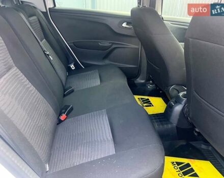 Белый Пежо 301, объемом двигателя 1.2 л и пробегом 134 тыс. км за 5550 $, фото 48 на Automoto.ua