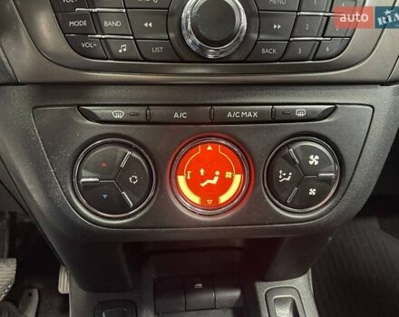 Білий Пежо 301, об'ємом двигуна 1.56 л та пробігом 227 тис. км за 8490 $, фото 25 на Automoto.ua