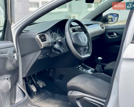 Белый Пежо 301, объемом двигателя 1.2 л и пробегом 92 тыс. км за 7400 $, фото 8 на Automoto.ua
