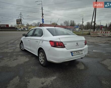 Белый Пежо 301, объемом двигателя 1.2 л и пробегом 250 тыс. км за 3800 $, фото 1 на Automoto.ua