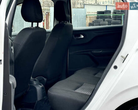 Білий Пежо 301, об'ємом двигуна 1.2 л та пробігом 92 тис. км за 6500 $, фото 15 на Automoto.ua