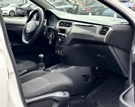 Білий Пежо 301, об'ємом двигуна 0 л та пробігом 92 тис. км за 6500 $, фото 18 на Automoto.ua