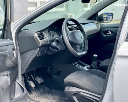 Белый Пежо 301, объемом двигателя 1.2 л и пробегом 92 тыс. км за 7700 $, фото 8 на Automoto.ua