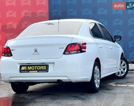 Белый Пежо 301, объемом двигателя 1.2 л и пробегом 134 тыс. км за 5550 $, фото 3 на Automoto.ua