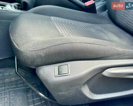 Белый Пежо 301, объемом двигателя 1.2 л и пробегом 92 тыс. км за 7400 $, фото 9 на Automoto.ua