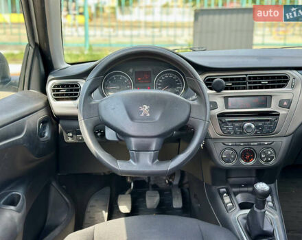 Белый Пежо 301, объемом двигателя 1.2 л и пробегом 92 тыс. км за 7400 $, фото 11 на Automoto.ua