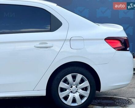 Белый Пежо 301, объемом двигателя 1.2 л и пробегом 134 тыс. км за 5550 $, фото 16 на Automoto.ua