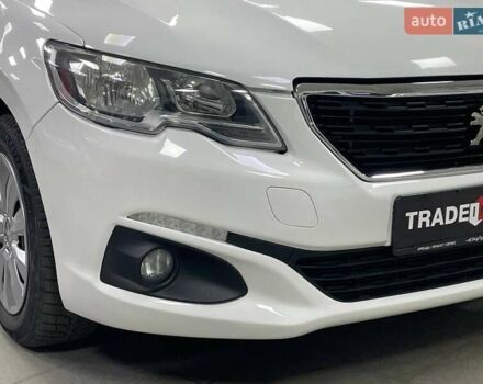 Білий Пежо 301, об'ємом двигуна 1.56 л та пробігом 227 тис. км за 8490 $, фото 2 на Automoto.ua