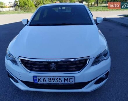 Білий Пежо 301, об'ємом двигуна 1.2 л та пробігом 141 тис. км за 8000 $, фото 3 на Automoto.ua