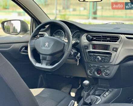 Белый Пежо 301, объемом двигателя 1.2 л и пробегом 92 тыс. км за 7400 $, фото 14 на Automoto.ua