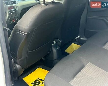 Белый Пежо 301, объемом двигателя 1.2 л и пробегом 134 тыс. км за 5550 $, фото 40 на Automoto.ua