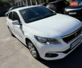 Білий Пежо 301, об'ємом двигуна 1.2 л та пробігом 150 тис. км за 6500 $, фото 2 на Automoto.ua