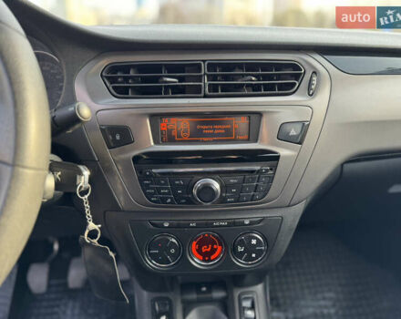 Белый Пежо 301, объемом двигателя 1.2 л и пробегом 150 тыс. км за 6300 $, фото 26 на Automoto.ua