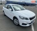 Белый Пежо 301, объемом двигателя 1.2 л и пробегом 111 тыс. км за 6000 $, фото 7 на Automoto.ua
