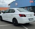 Пежо 301 2018 у Києві на Automoto.ua Білий Пежо 301, об'ємом двигуна 1.2 л та пробігом 164 тис. км за 4900 $, фото 1 на Automoto.ua