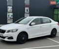 Пежо 301 2018 у Києві на Automoto.ua Білий Пежо 301, об'ємом двигуна 1.2 л та пробігом 164 тис. км за 4900 $, фото 6 на Automoto.ua
