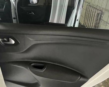 Білий Пежо 301, об'ємом двигуна 1.59 л та пробігом 92 тис. км за 8900 $, фото 13 на Automoto.ua