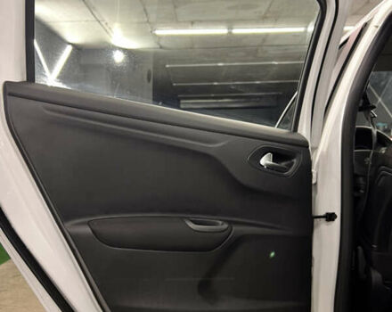 Белый Пежо 301, объемом двигателя 1.2 л и пробегом 174 тыс. км за 5700 $, фото 26 на Automoto.ua