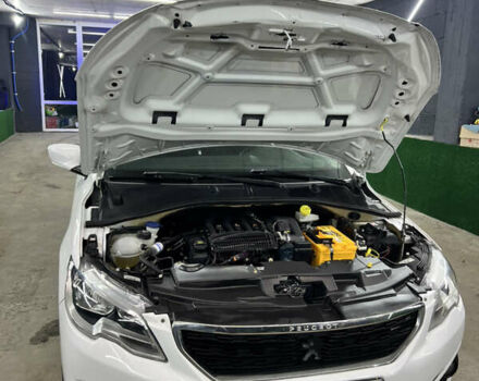 Белый Пежо 301, объемом двигателя 1.2 л и пробегом 174 тыс. км за 5700 $, фото 23 на Automoto.ua