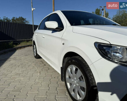 Білий Пежо 301, об'ємом двигуна 1.2 л та пробігом 36 тис. км за 9200 $, фото 1 на Automoto.ua