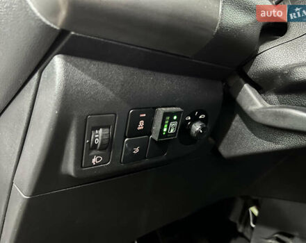 Белый Пежо 301, объемом двигателя 1.2 л и пробегом 174 тыс. км за 5700 $, фото 37 на Automoto.ua