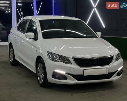 Белый Пежо 301, объемом двигателя 1.2 л и пробегом 174 тыс. км за 5700 $, фото 6 на Automoto.ua