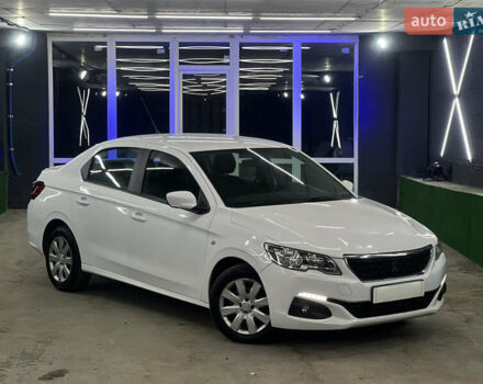 Белый Пежо 301, объемом двигателя 1.2 л и пробегом 174 тыс. км за 5700 $, фото 51 на Automoto.ua