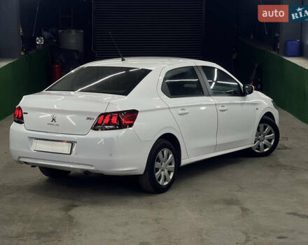 Белый Пежо 301, объемом двигателя 1.2 л и пробегом 174 тыс. км за 5700 $, фото 4 на Automoto.ua