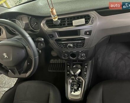 Білий Пежо 301, об'ємом двигуна 1.59 л та пробігом 92 тис. км за 8900 $, фото 10 на Automoto.ua