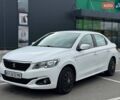 Пежо 301 2018 у Києві на Automoto.ua Білий Пежо 301, об'ємом двигуна 1.2 л та пробігом 164 тис. км за 4900 $, фото 4 на Automoto.ua